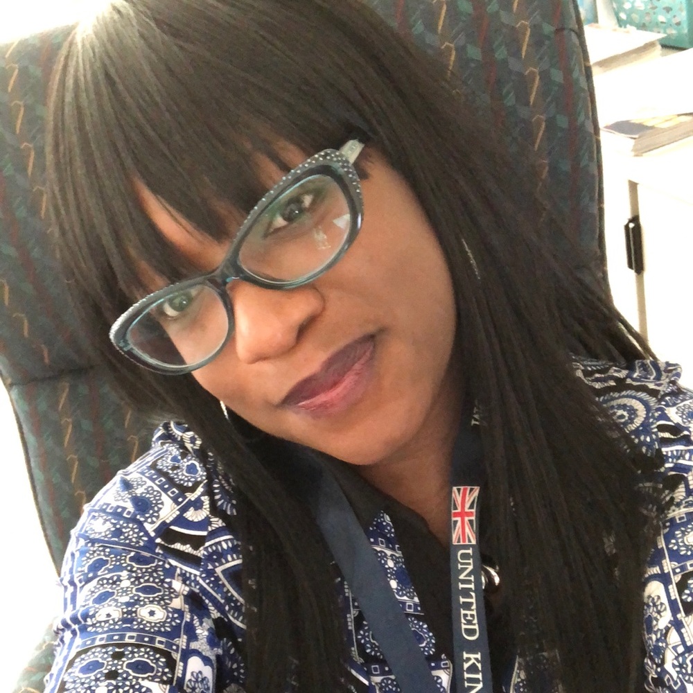 Meet your Posher, Racquel